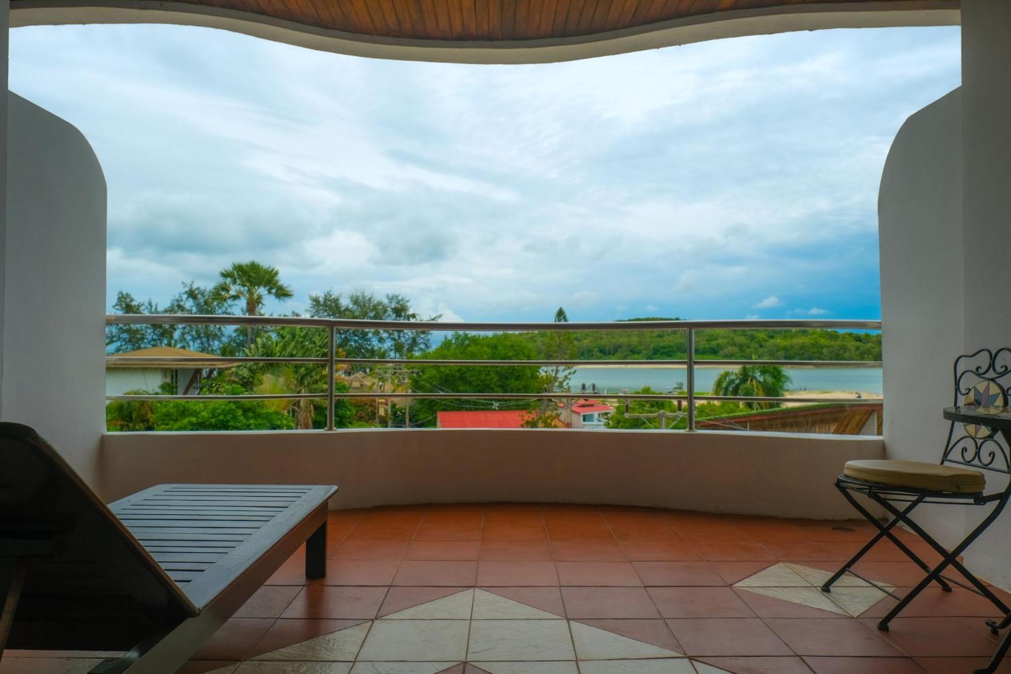 Smile Samui Chaweng Beach Front Resort 外观 照片